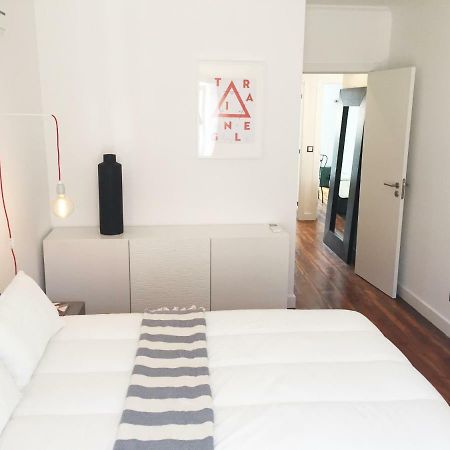 Appartamento Apt Lumineux Terrasse Principe Real Lisbona Esterno foto