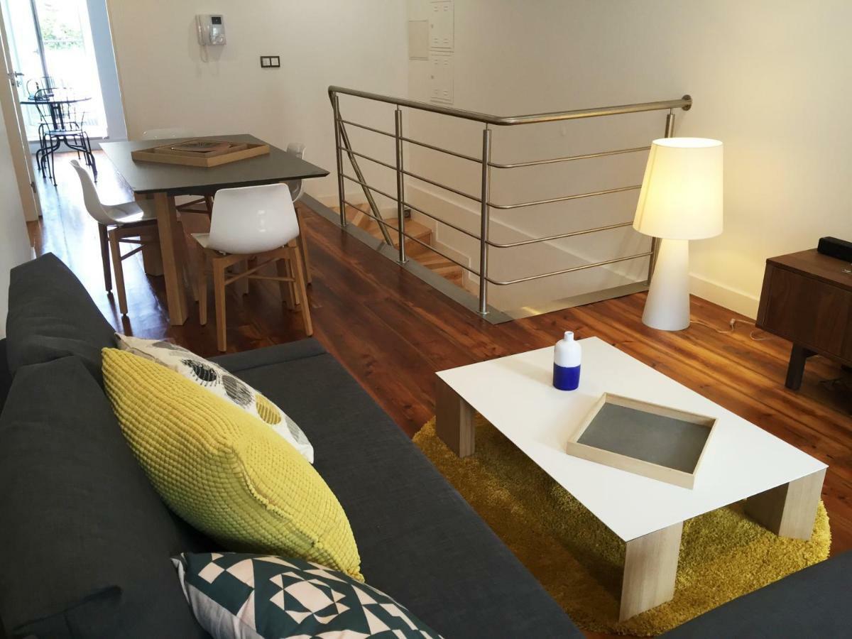 Appartamento Apt Lumineux Terrasse Principe Real Lisbona Esterno foto
