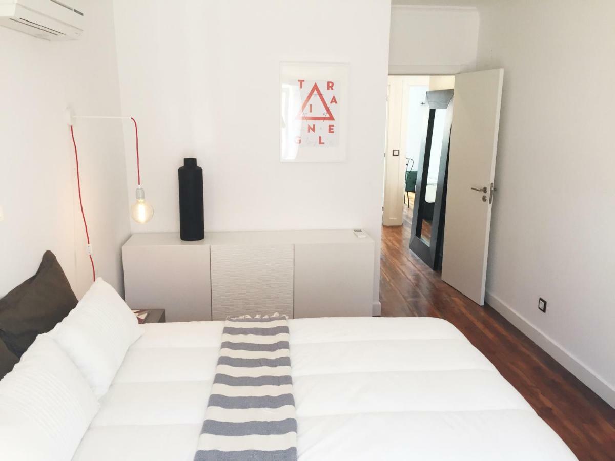 Appartamento Apt Lumineux Terrasse Principe Real Lisbona Esterno foto